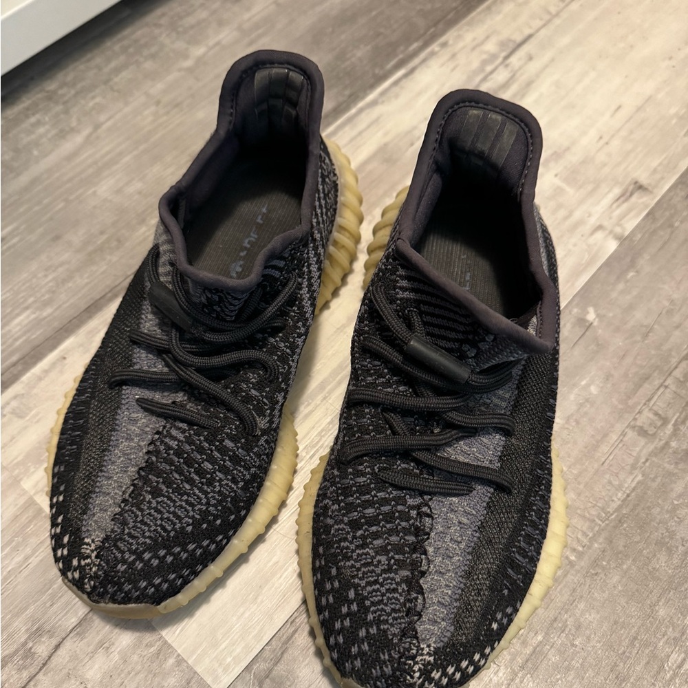 Yeezy Adidas Boost 350 V2 women size 6